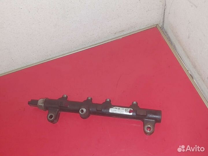 Топливная рампа рейка SsangYong Actyon Kyron D20D