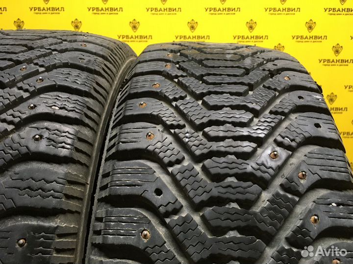 Goodyear UltraGrip 500 215/65 R16