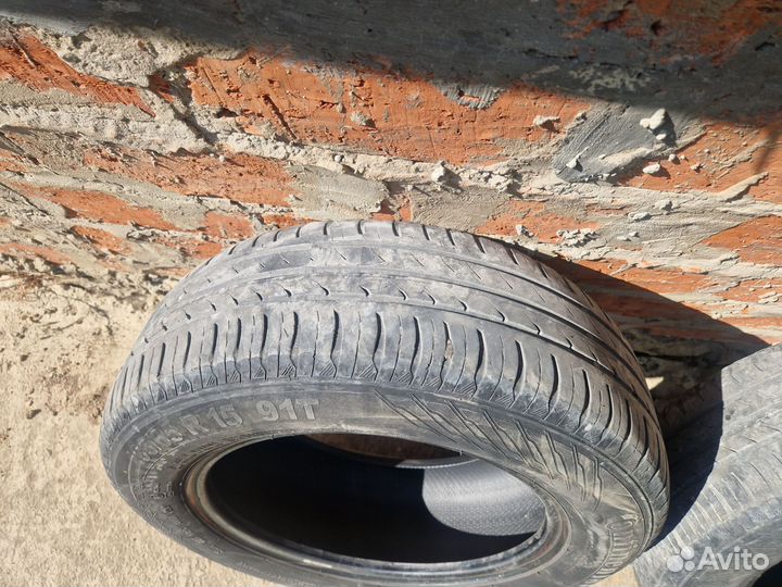Continental ContiChampionContact 5.00/10 R10 28L