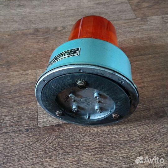 Светосигнальный импульсный маяк типа сим3-1