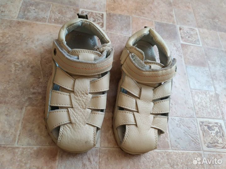 Босоножки для мальчика размер 33, не кожа, б/у оде