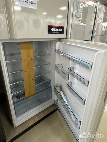 Холодильник Hitachi R-V660PUC7-1 бежевый