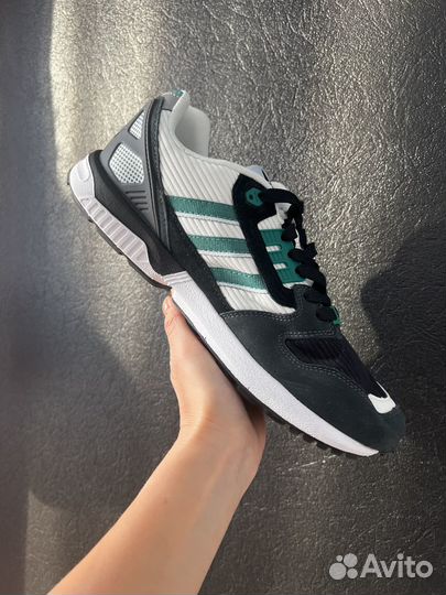 Кроссовки мужские Adidas z8000