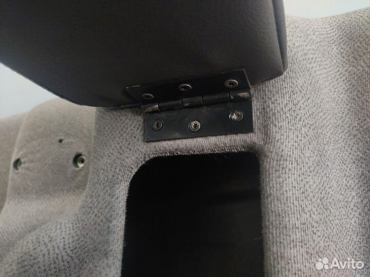 Обшивка правой стенки Renault Magnum