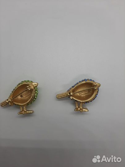 Брошь птичка