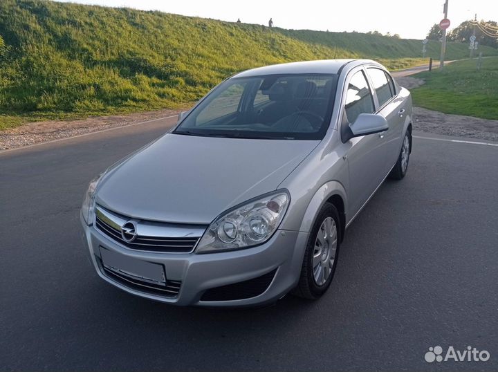 Opel Astra 1.8 AT, 2012, 178 542 км