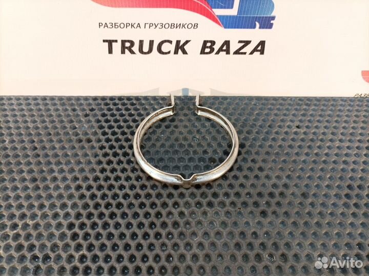 1676424 Хомут патрубока интеркулера