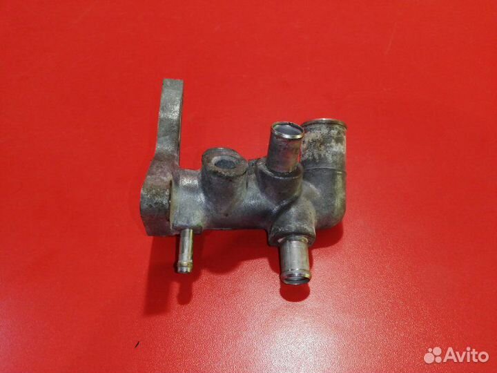 Фланец системы охлаждения Toyota Celica ST202