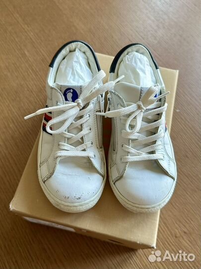 Детские кроссовки walkey