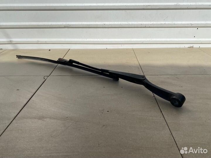 Поводок дворника правый Kia Ceed (ED)