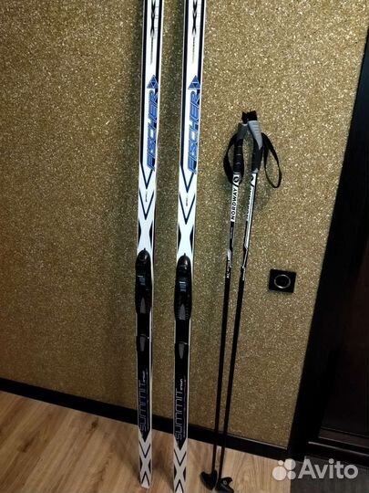 Беговые лыжи(классика) Fischer summit crown 202