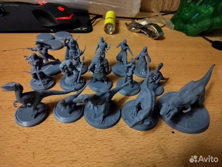 Миниатюрные фигурки