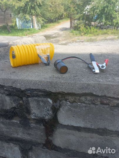 Компрессор автомобильный 12v