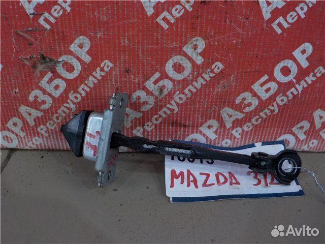 Ограничитель хода двери задний левый Mazda 3 BL Z6