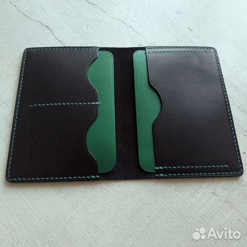 Кожаная обложка на паспорт