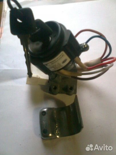 Замок зажигания 8 контактный с ключами для Газ