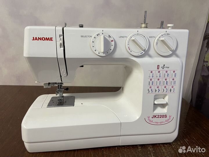 Швейная машина Janome JK220S