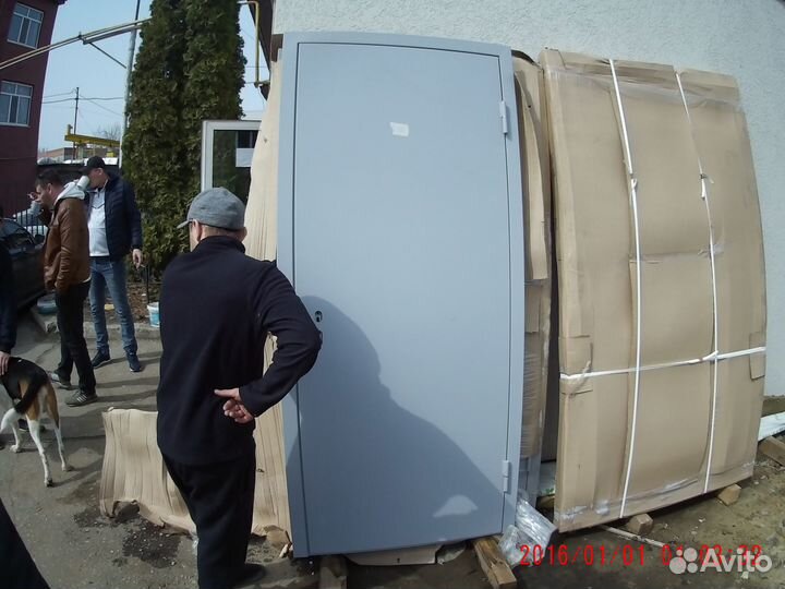 Двери металлические технические и противопожарные