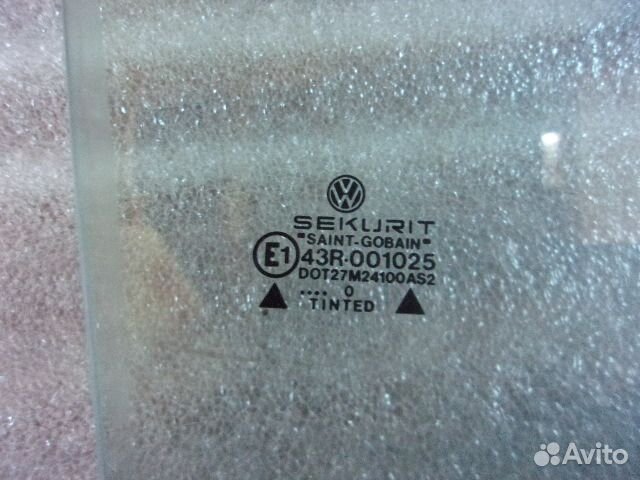 Фольксваген Пассат Б3 / Б4, стекло переднее правое