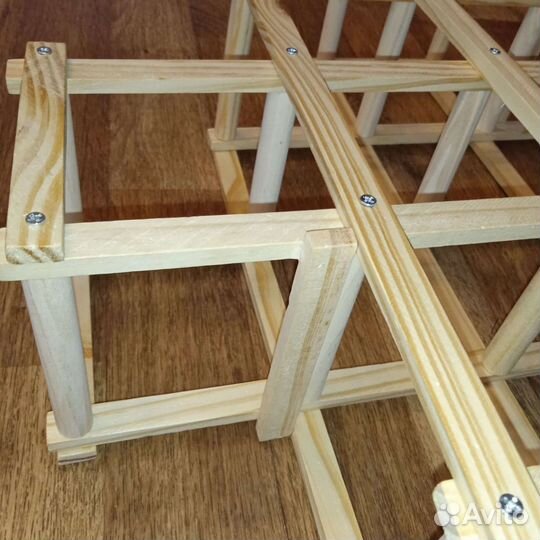 Стеллаж для винных бутылок