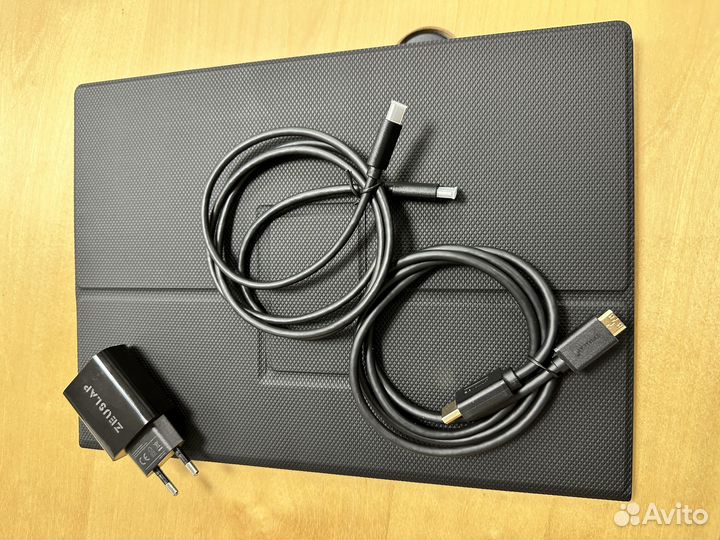 Монитор 13' zeuslap Z13K,3000x2000, черный