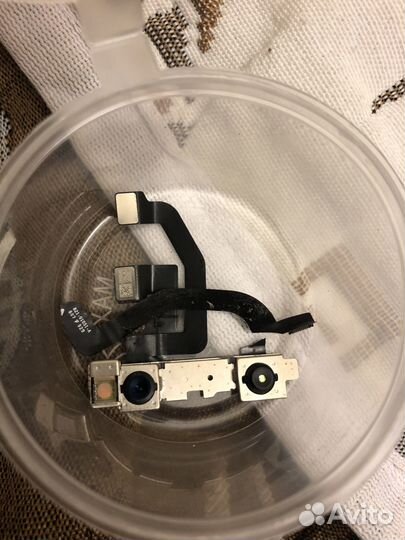 Камера фронтальная на iPhone 10 или X