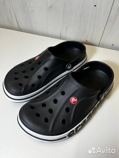 Тапочки Crocs