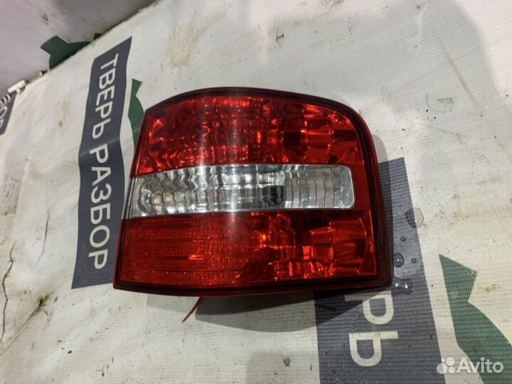 Задний фонарь правый Fiat Stilo 2001-2010