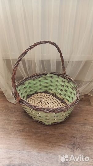 Корзины для цветов и подарков