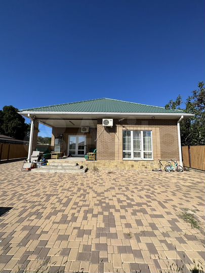 Дом 99,8 м² на участке 5,5 сот.