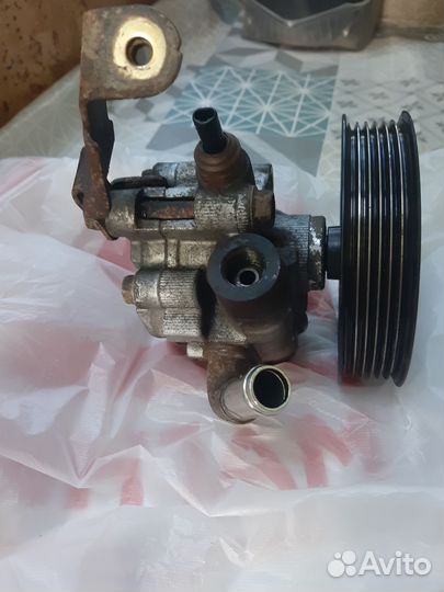 Насос гур toyota