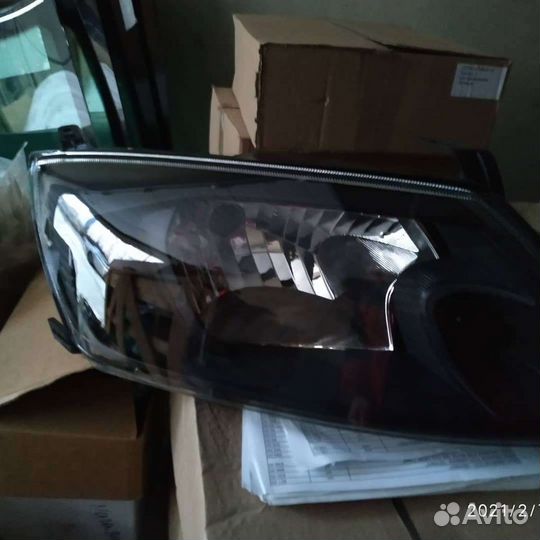 Передние Фары на Лада Гранта Чëрные Масски