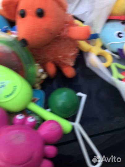 Развивающие игрушки для малышей пакетом