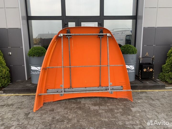 Спойлер кабины верхний Daf XF105