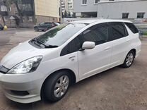 Honda Fit Shuttle 1.3 CVT, 2012, 220 000 км, с пробегом, цена 980 000 руб.