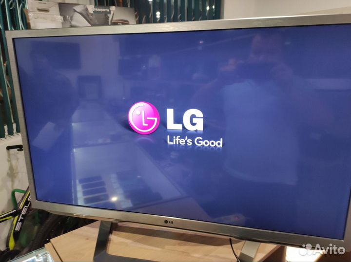 Телевизор LG 42LM625T