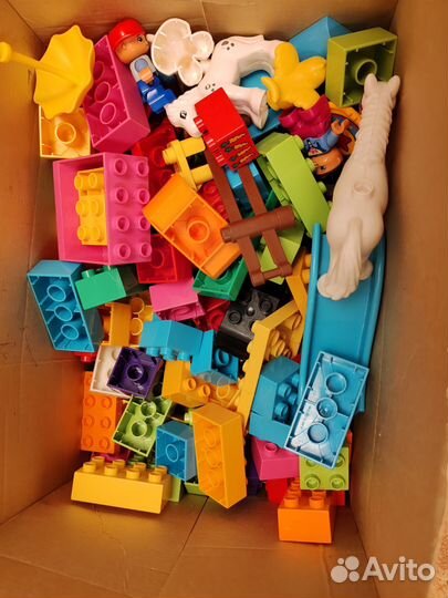 Lego duplo детали и большая платформа