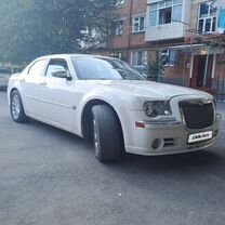 Chrysler 300C 5.7 AT, 2006, 310 000 км, с пробегом, цена 1 350 000 руб.