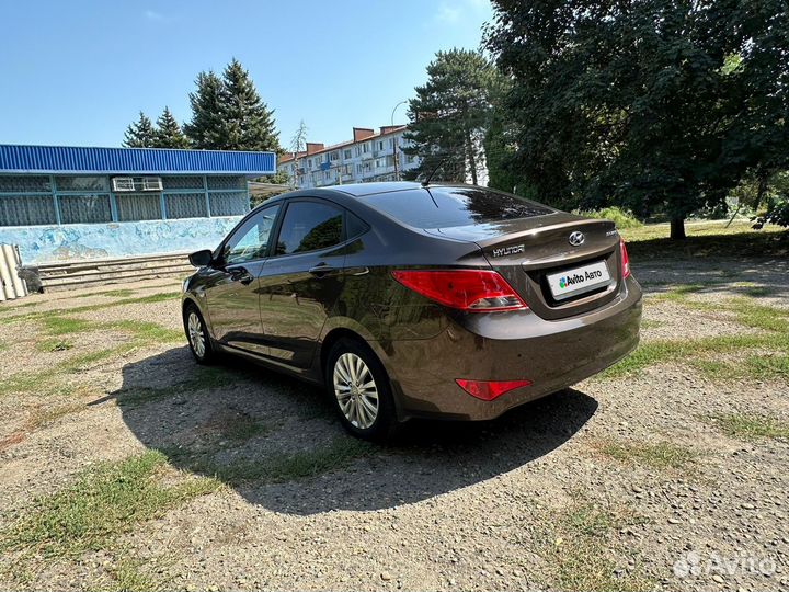 Hyundai Solaris 1.6 AT, 2015, 217 000 км