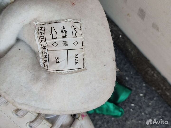 Продам коньки для девочки