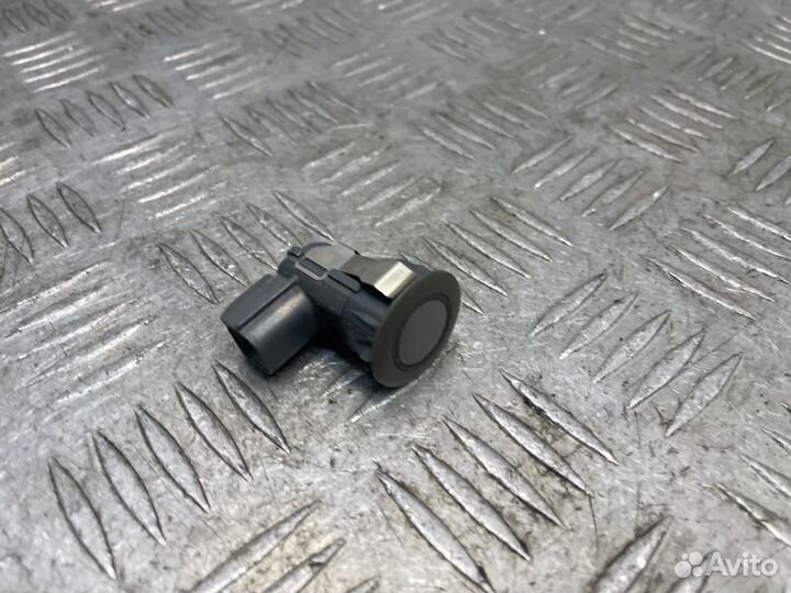 Датчик парктроника Mitsubishi Outlander CW 4B12