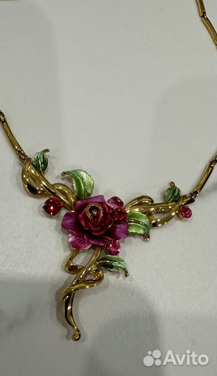 Набор бижутерии колье и серьги