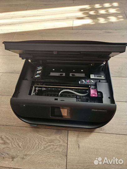 Hp DeskJet Ink advantage 5075