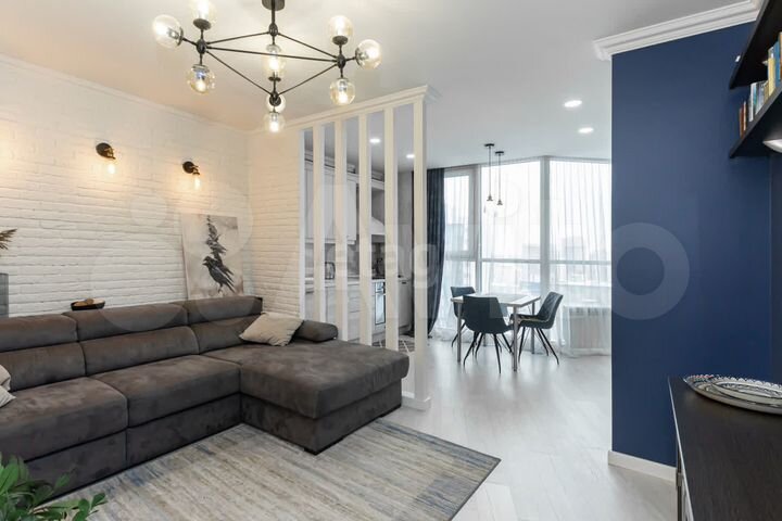 3-к. квартира, 83 м², 13/18 эт.