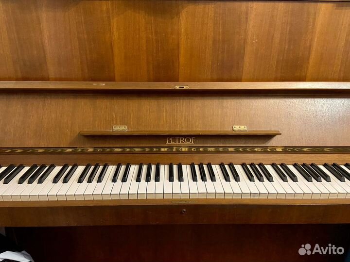 Пианино Petrof