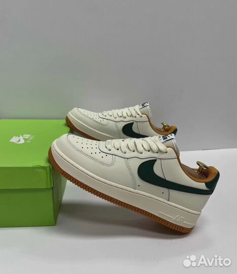Кроссовки Nike Air Force 1