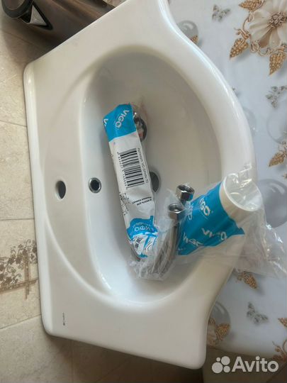 Раковина в ванную бу