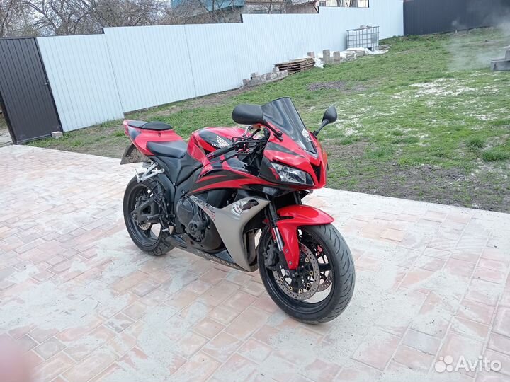 Мотоцикл Honda CBR600RR