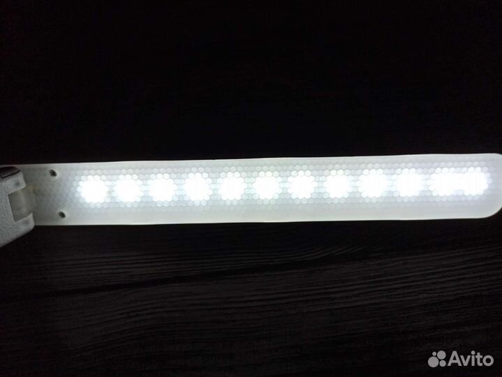 Настольный сенсорный светильник с 3 режимами