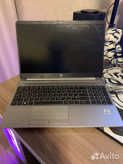 Ноутбук HP 250 g8